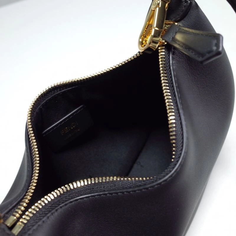 Chic Fendi Hobo Bags 59381