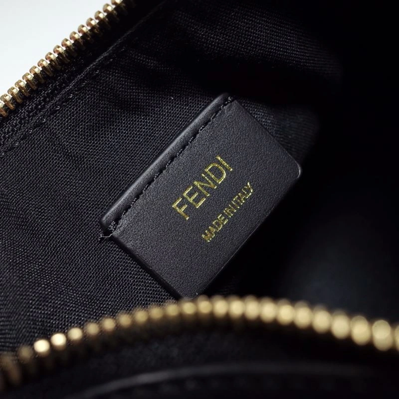 Chic Fendi Hobo Bags 59381