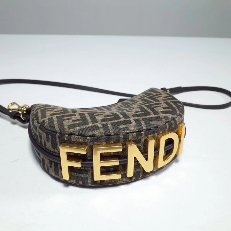 Fendi Hobo Bags Bold 59378