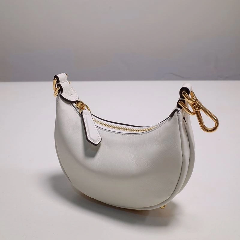 Bold Fendi Hobo Bags 59373