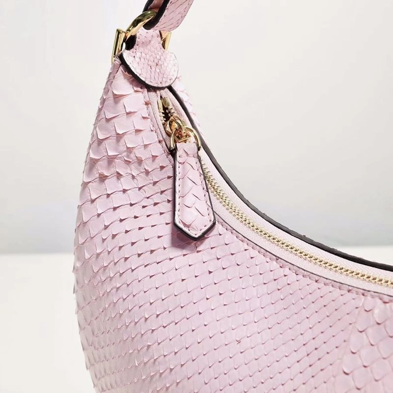 Fendi Hobo Bags Casual 59372
