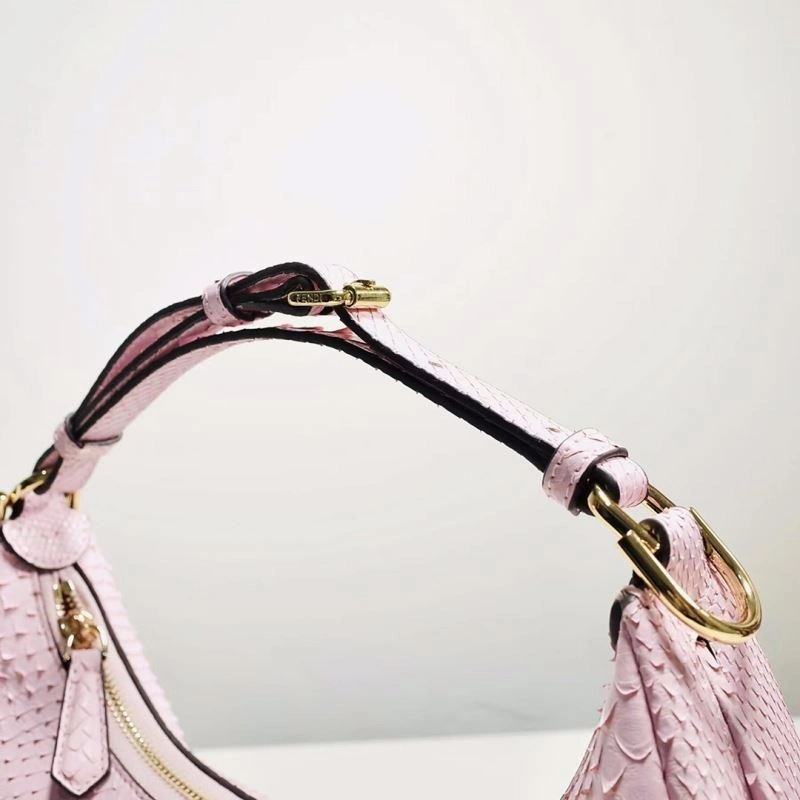 Fendi Hobo Bags Casual 59372