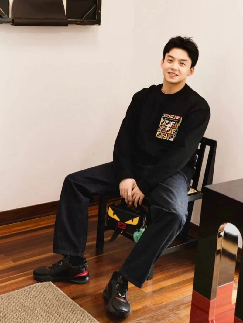 Fendi Hoodies MoistureWicking 123131
