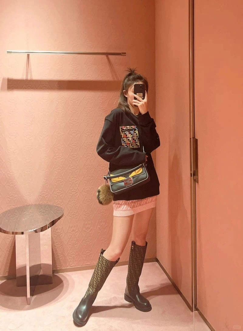 Fendi Hoodies MoistureWicking 123131