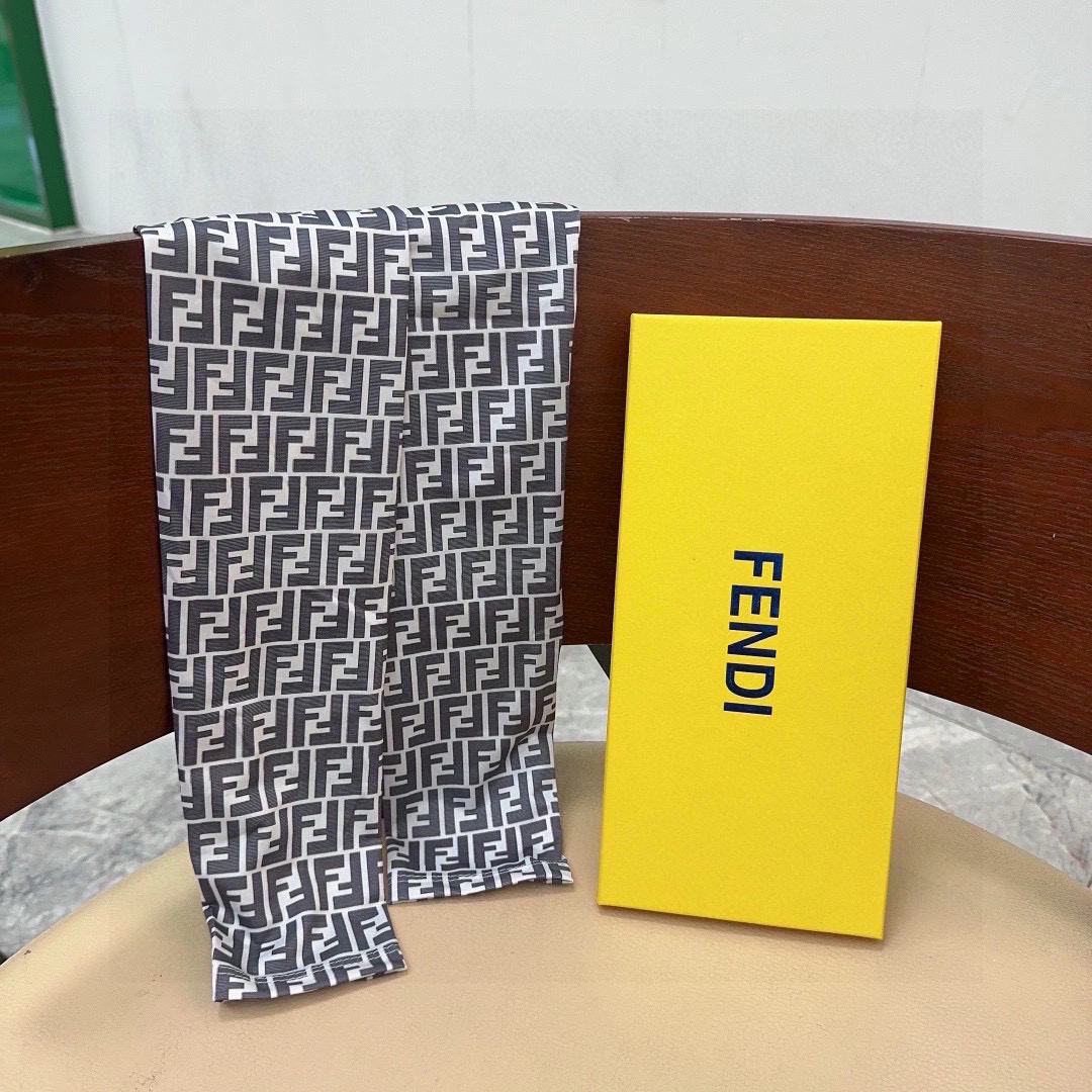 Flexible Fendi Ice Silk Sleeves 264943
