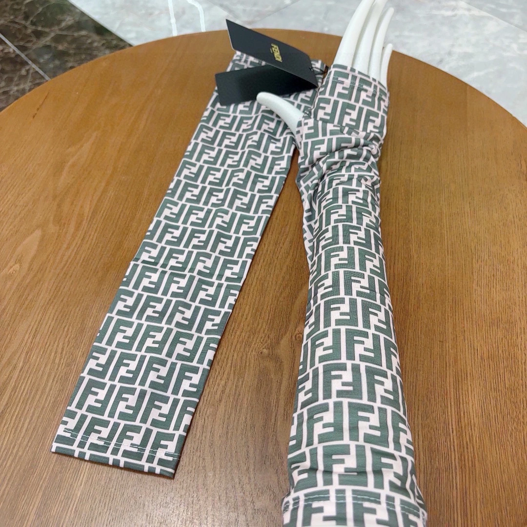 Fendi Ice Silk Sleeves WellDesigned 264948