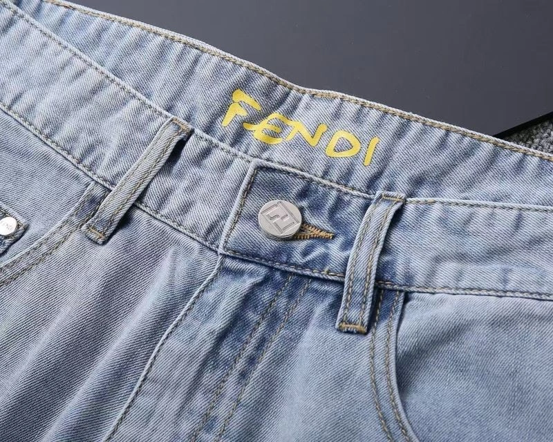 Fendi Jeans WellDesigned 120899