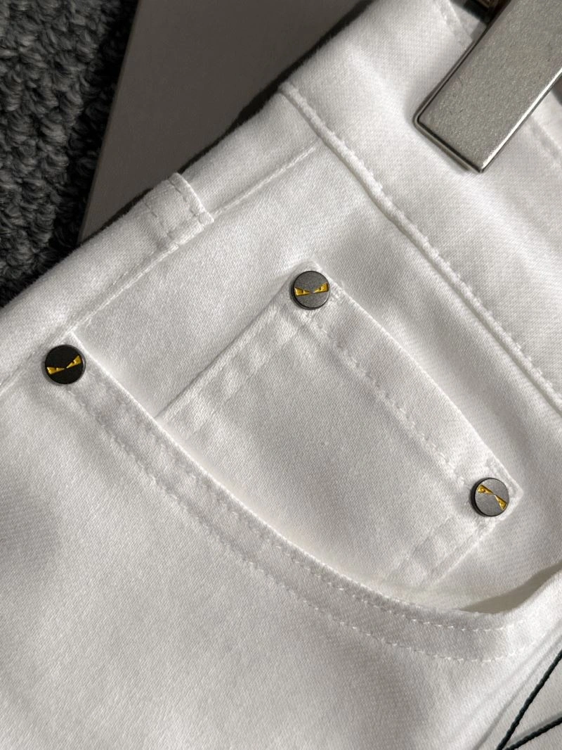 SmoothTexture Fendi Jeans 123122
