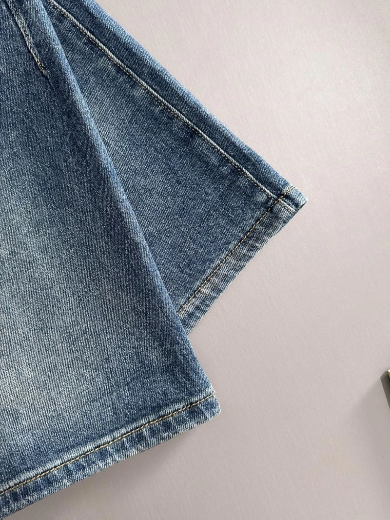 Fendi Jeans WrinkleFree 123120
