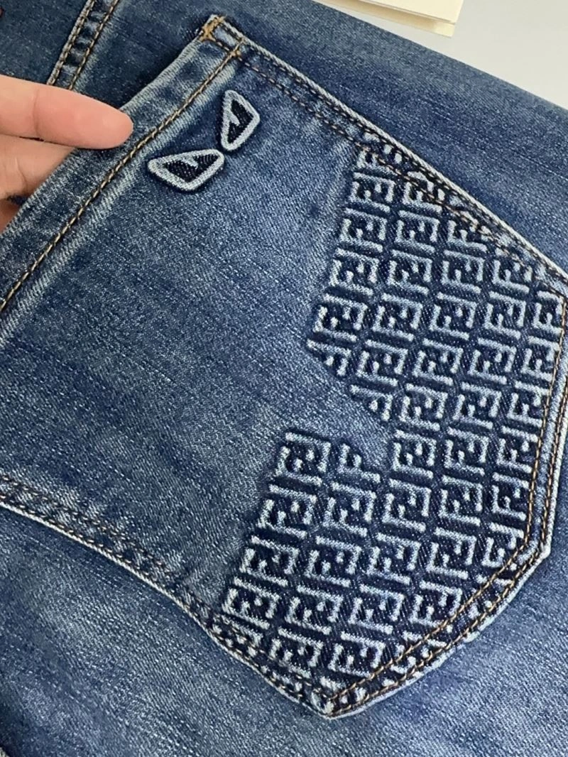 Fendi Jeans Breathable 122979