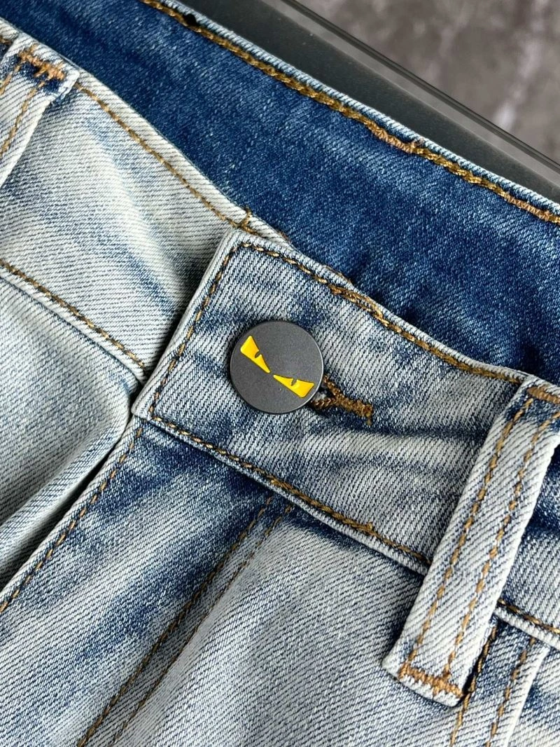 Elegant Fendi Jeans 122978