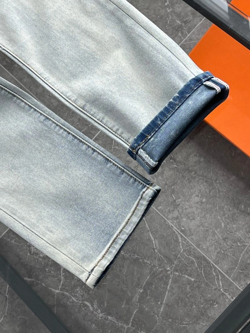 Elegant Fendi Jeans 122978