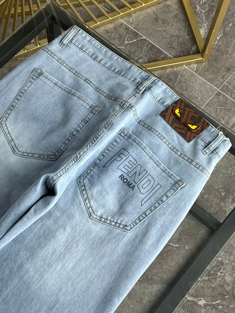 Reliable Fendi Jeans 122986