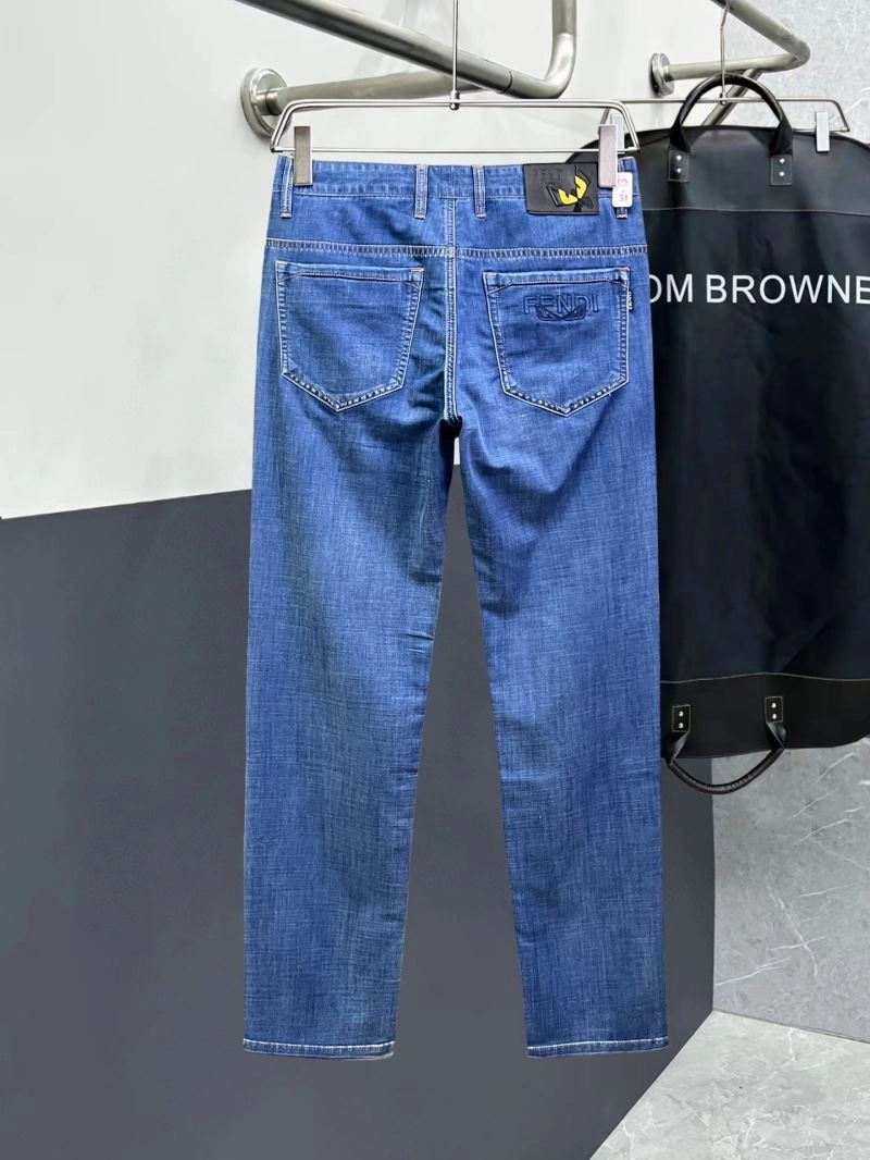 Fendi Jeans WellDesigned 122992