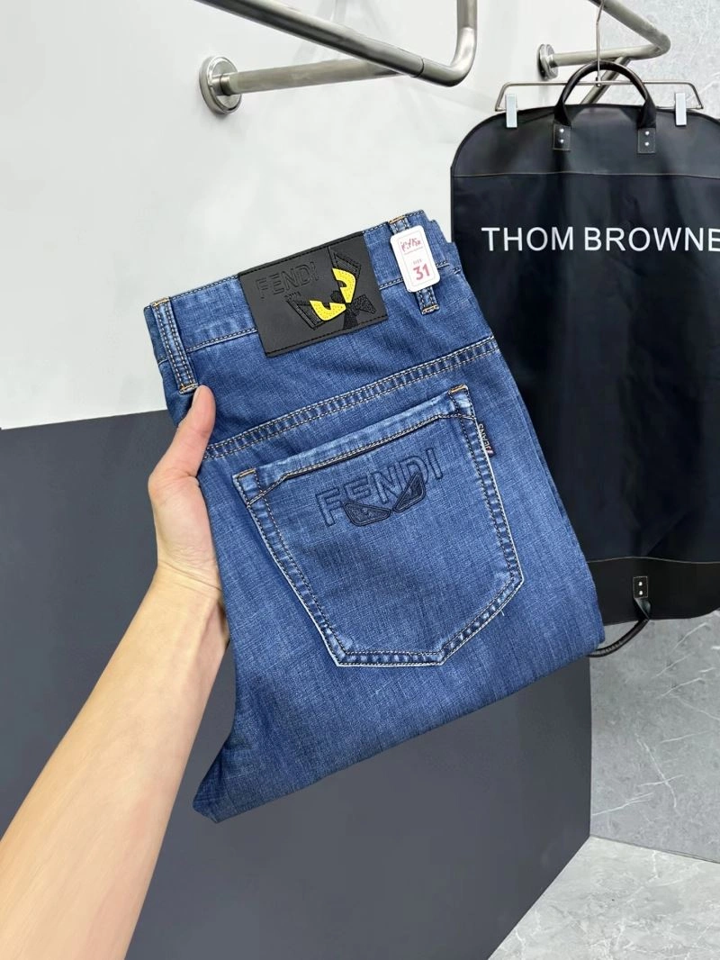 Fendi Jeans WellDesigned 122992
