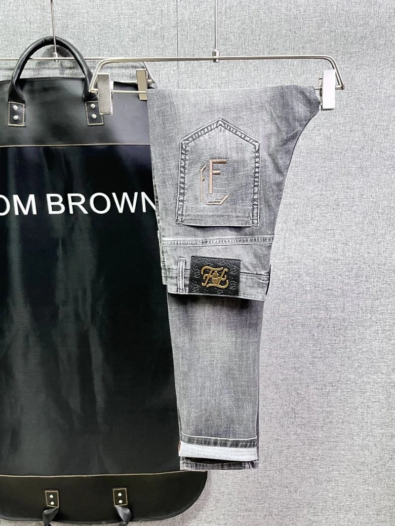 Versatile Fendi Jeans 122744