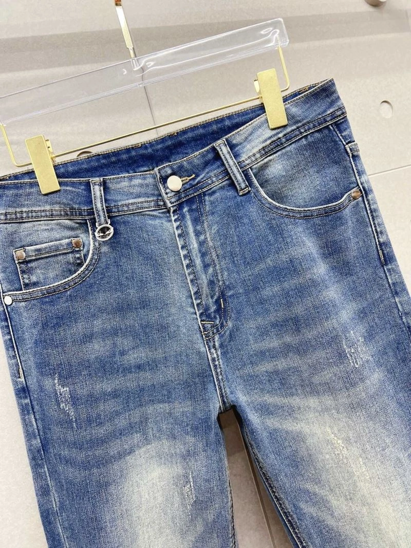 Fendi Jeans Breathable 122723