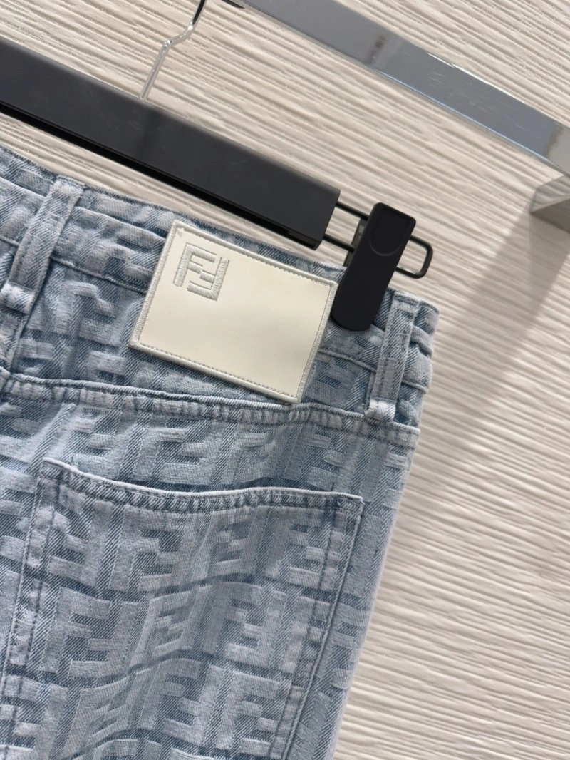 Breathable Fendi Jeans 120628