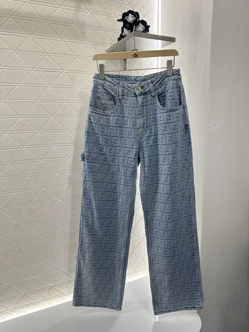 Effortless Fendi Jeans 120613