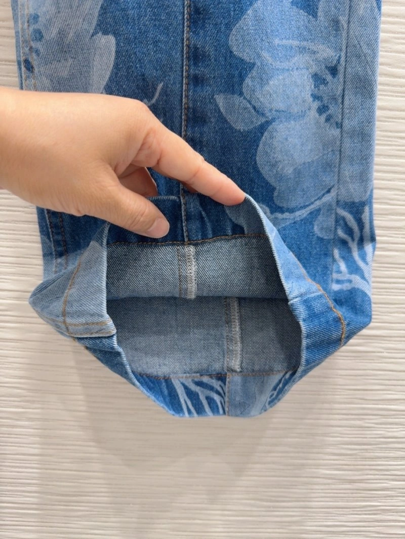 FashionForward Fendi Jeans 120604