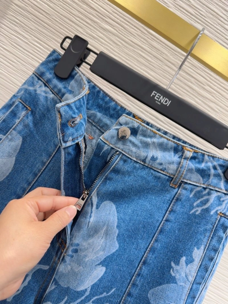 FashionForward Fendi Jeans 120604