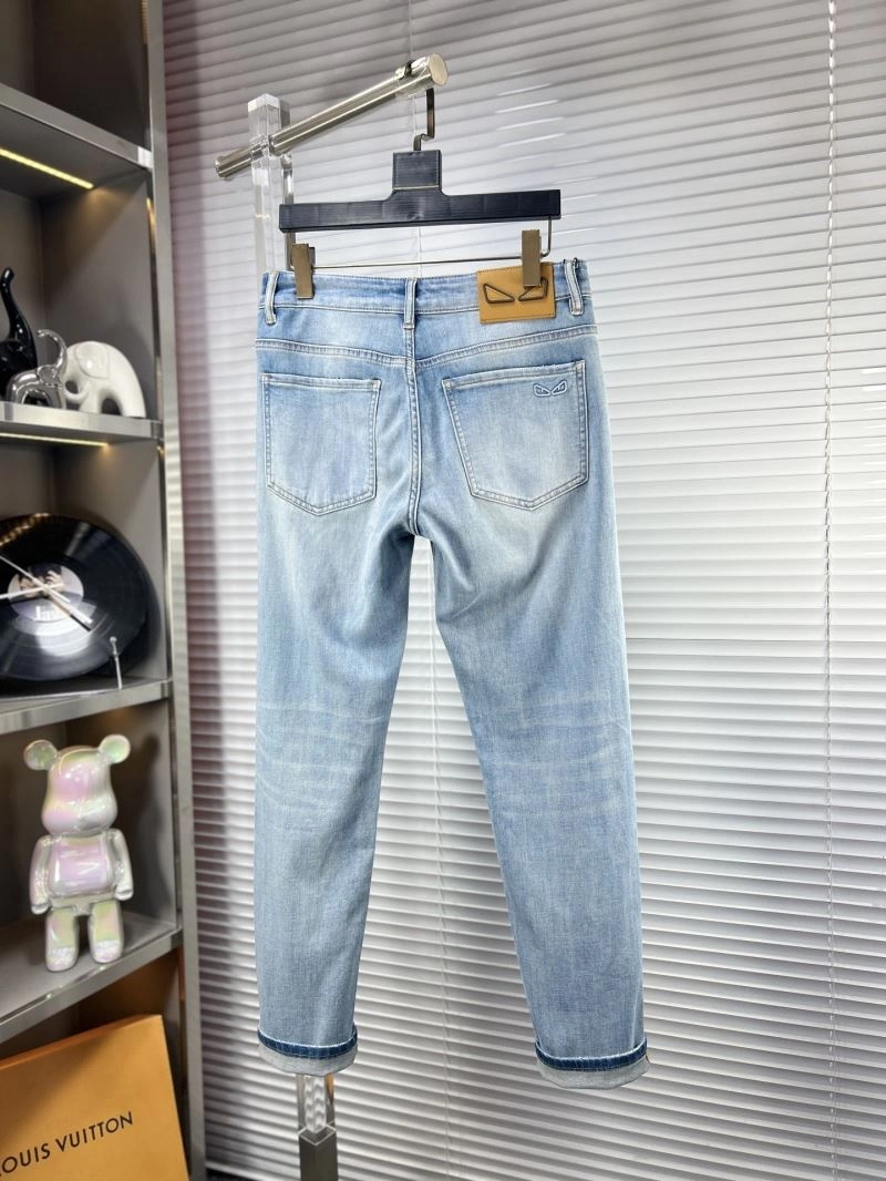 Sleek Fendi Jeans 122541