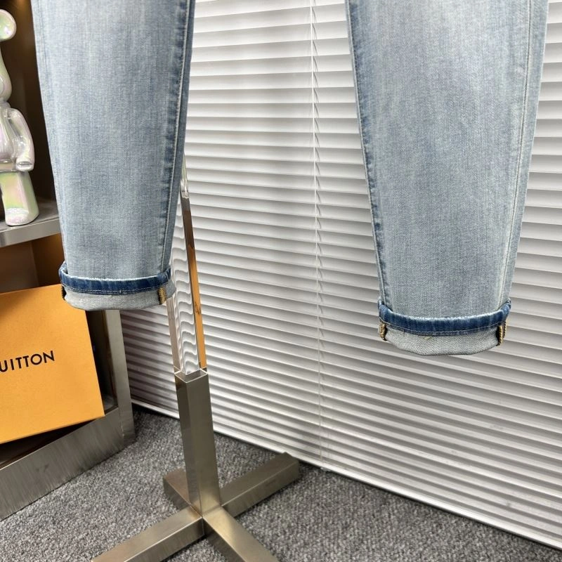 Sleek Fendi Jeans 122541