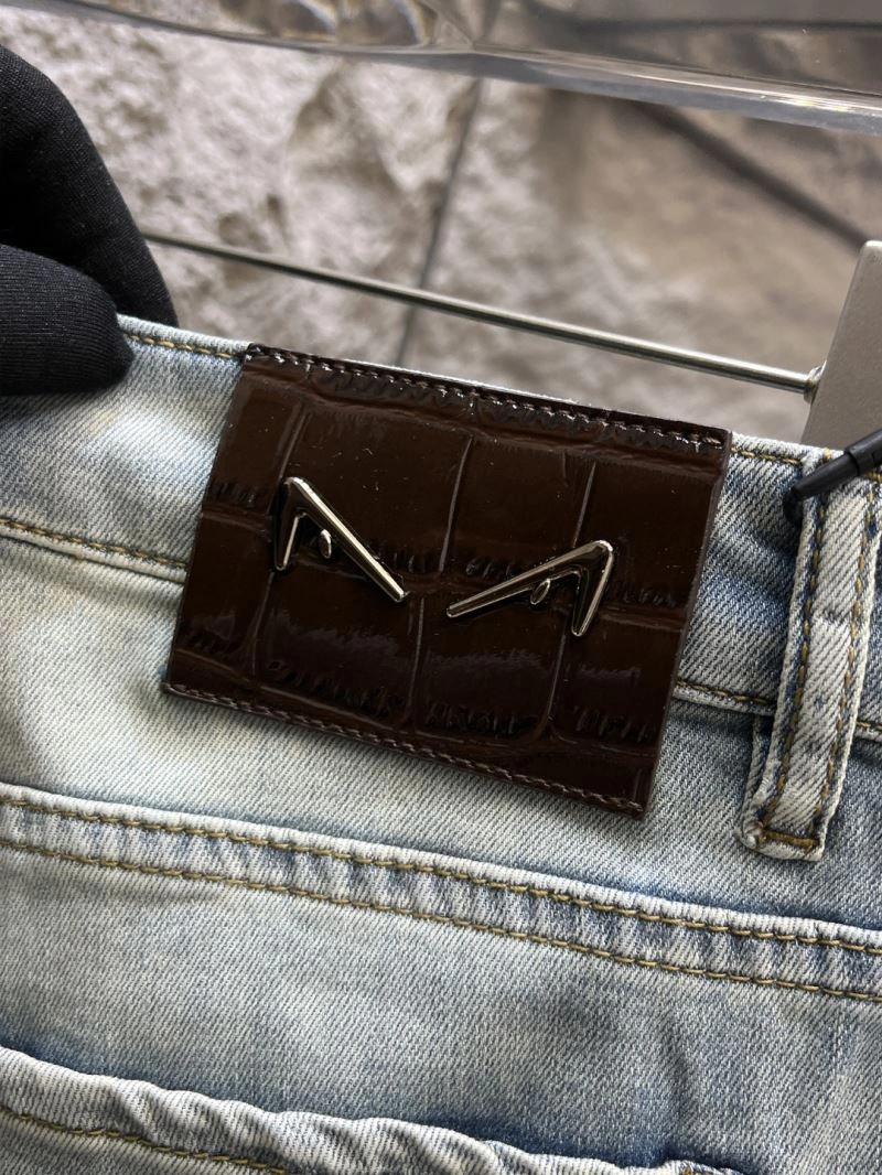 SmartChoice Fendi Jeans 122528