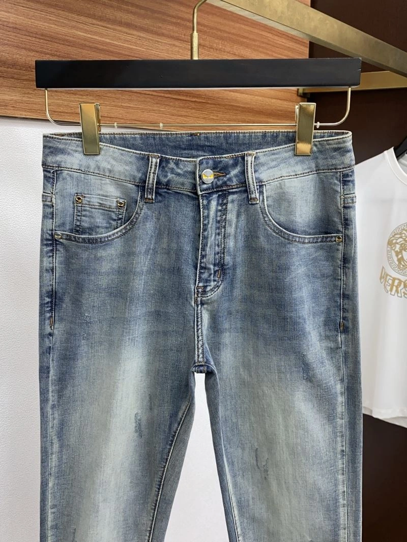 Fendi Jeans Sophisticated 122530