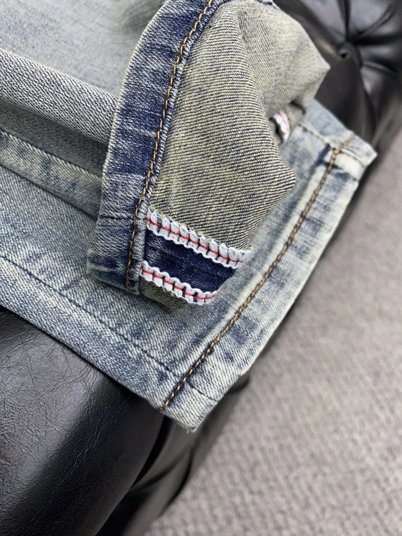 Fendi Jeans Sophisticated 122530