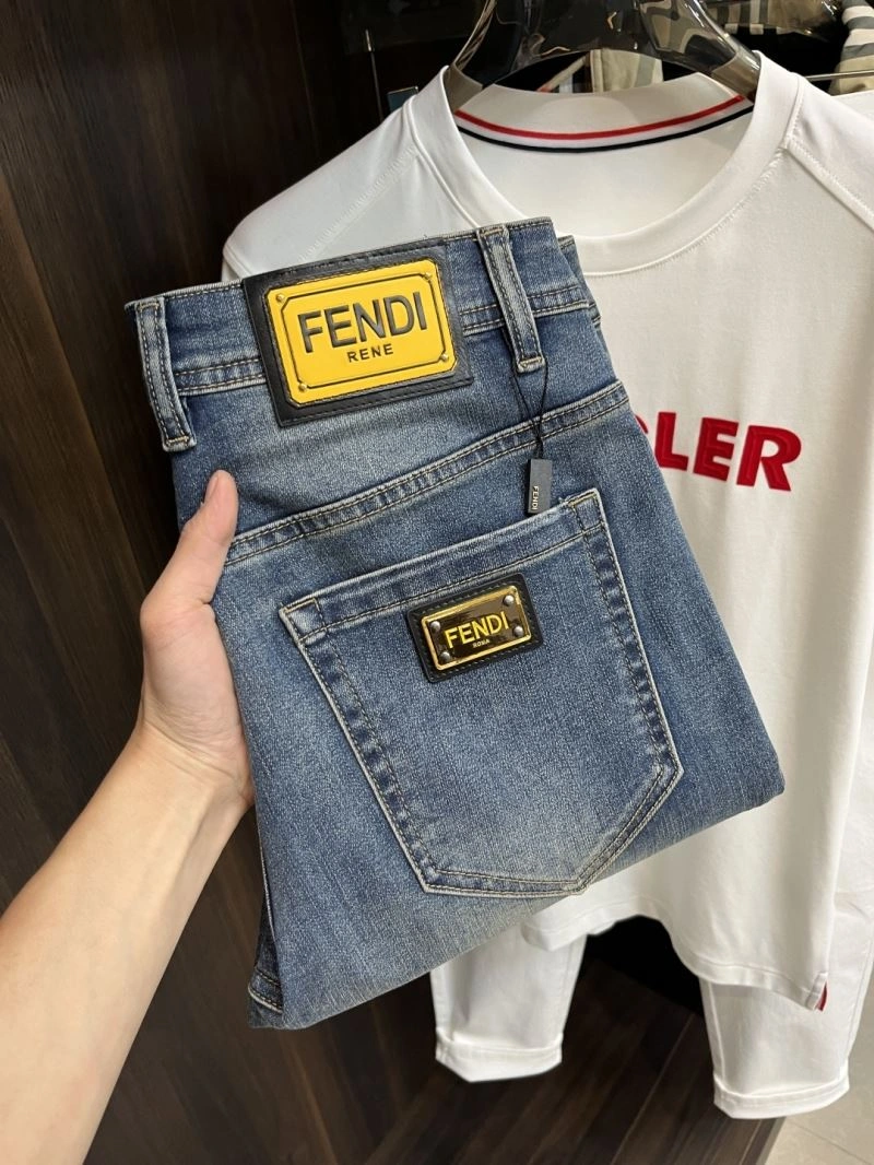Fendi Jeans Trendsetting 122536