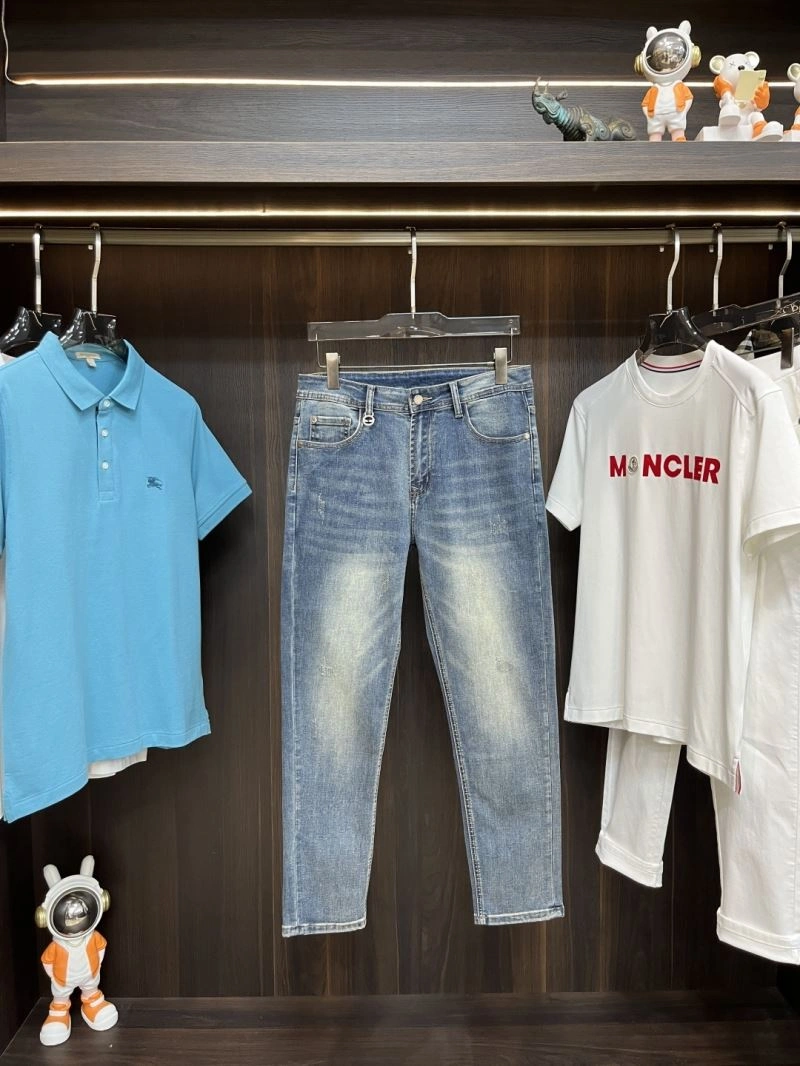Fendi Jeans Trendsetting 122536