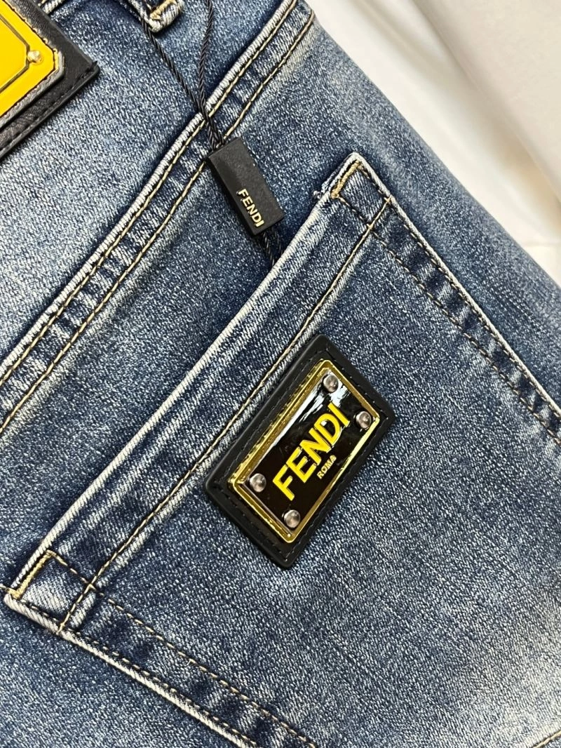 Fendi Jeans Trendsetting 122536