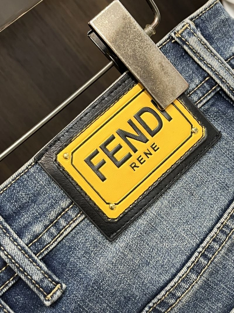Fendi Jeans Trendsetting 122536
