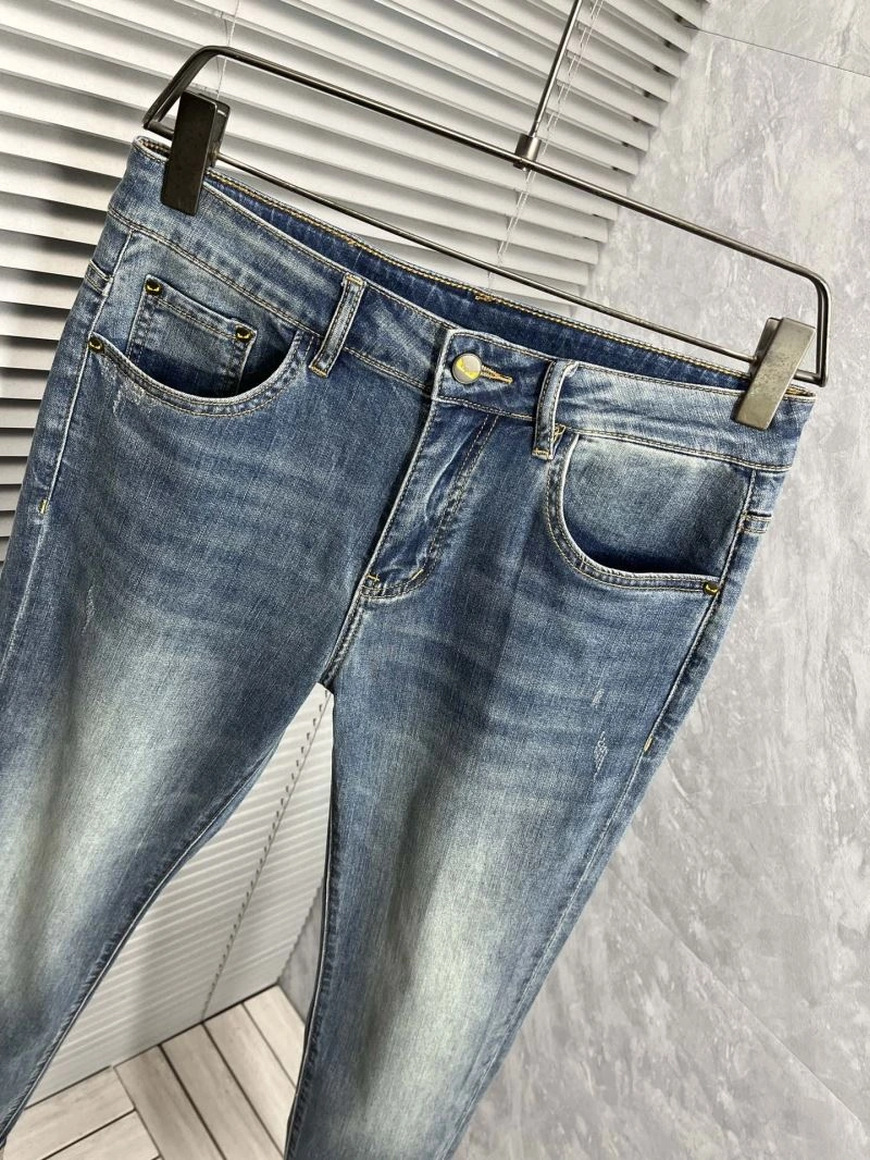 Versatile Fendi Jeans 122509