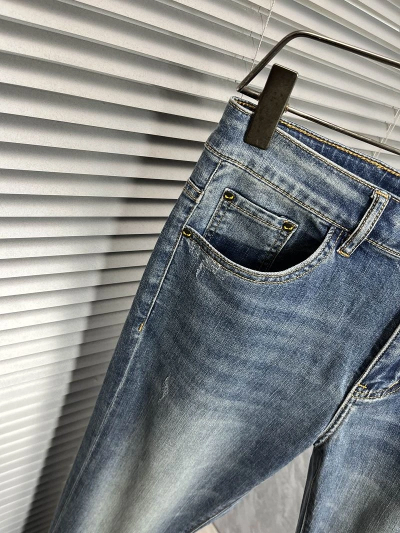 Versatile Fendi Jeans 122509