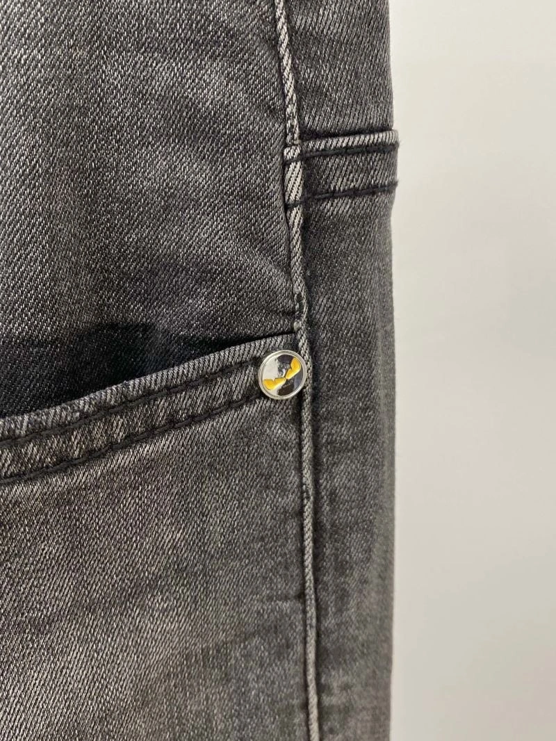Fendi Jeans Sophisticated 122507