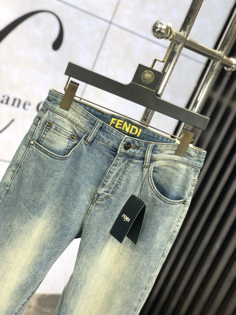 Fendi Jeans Effortless 122479
