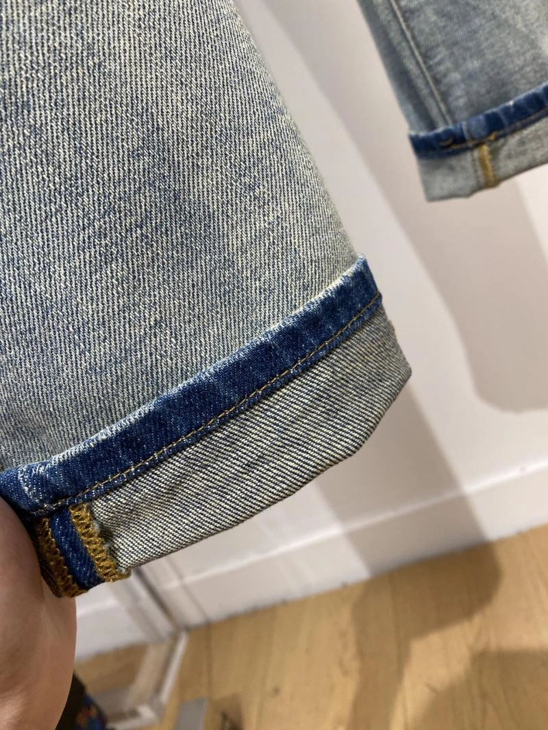 Fendi Jeans Compact 122499