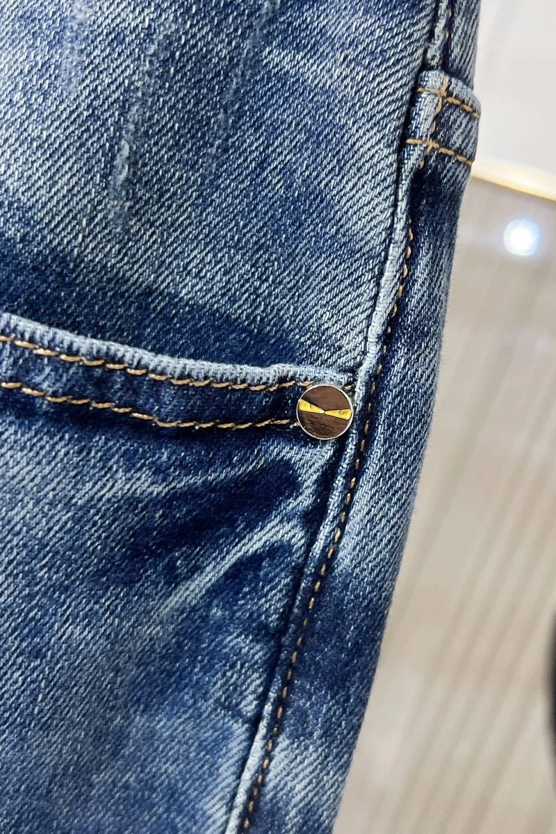 Fendi Jeans Sophisticated 122476