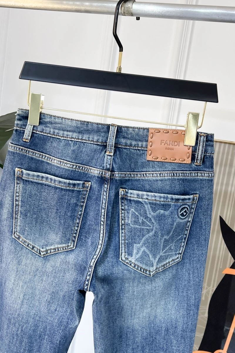 Fendi Jeans Sophisticated 122476