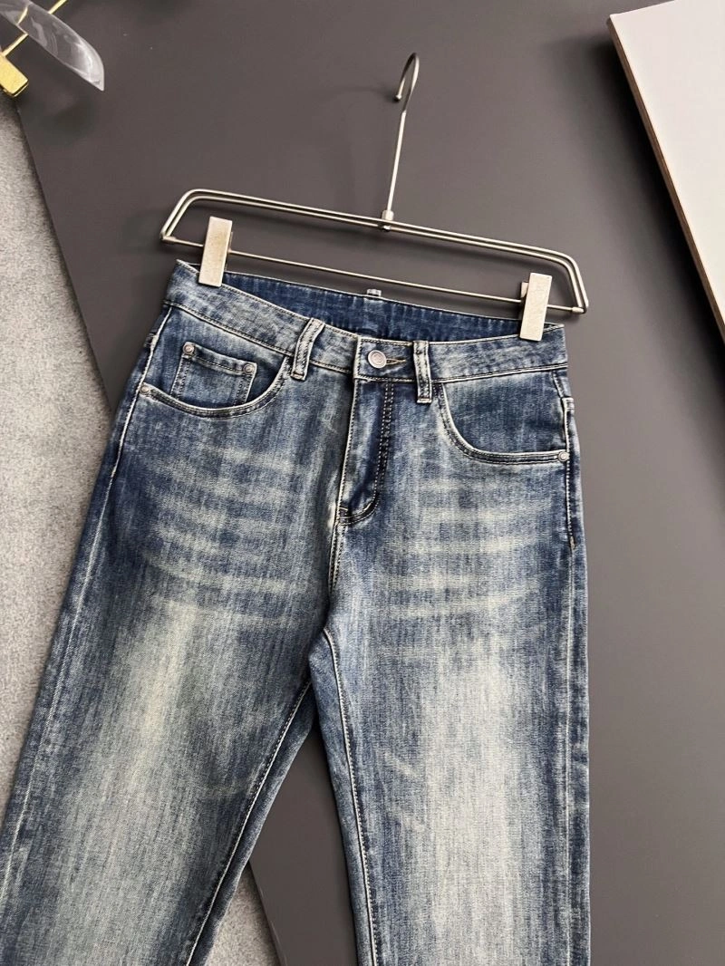 Vibrant Fendi Jeans 122488