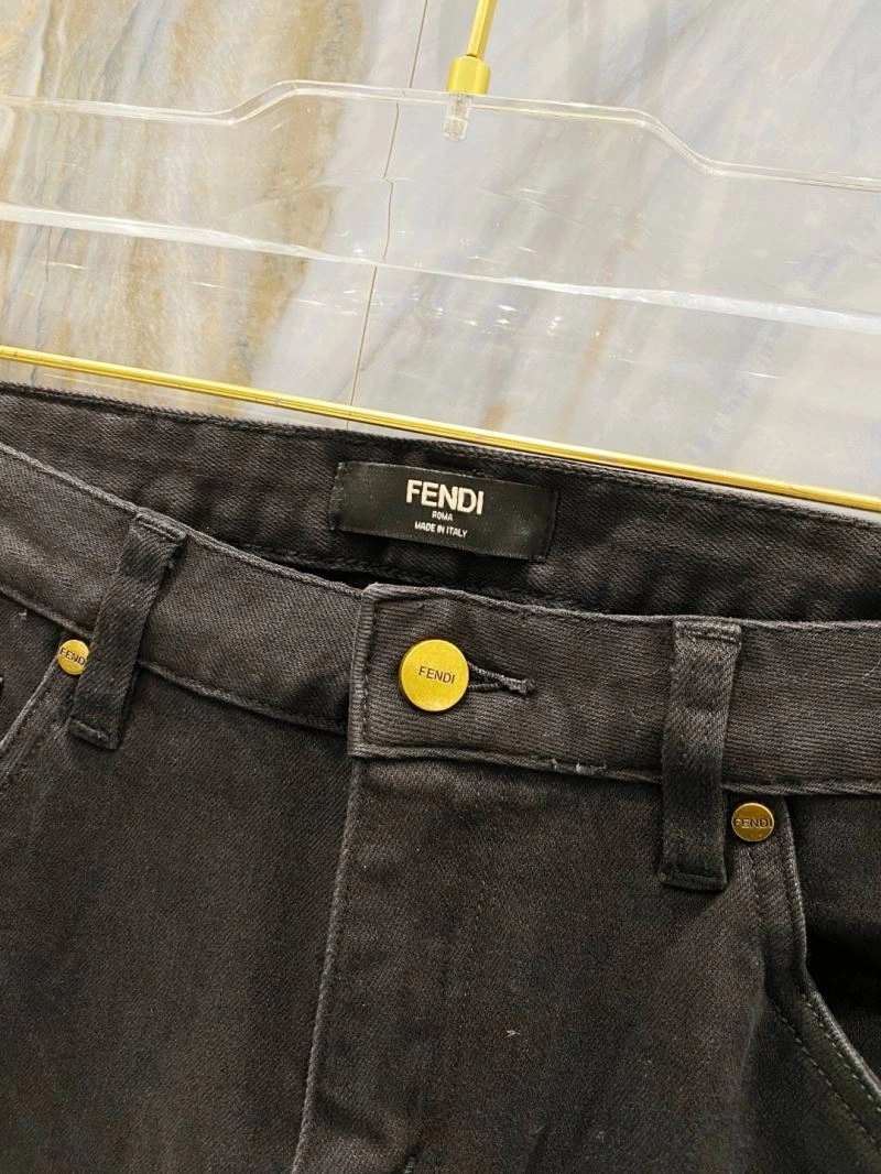 Versatile Fendi Jeans 122179