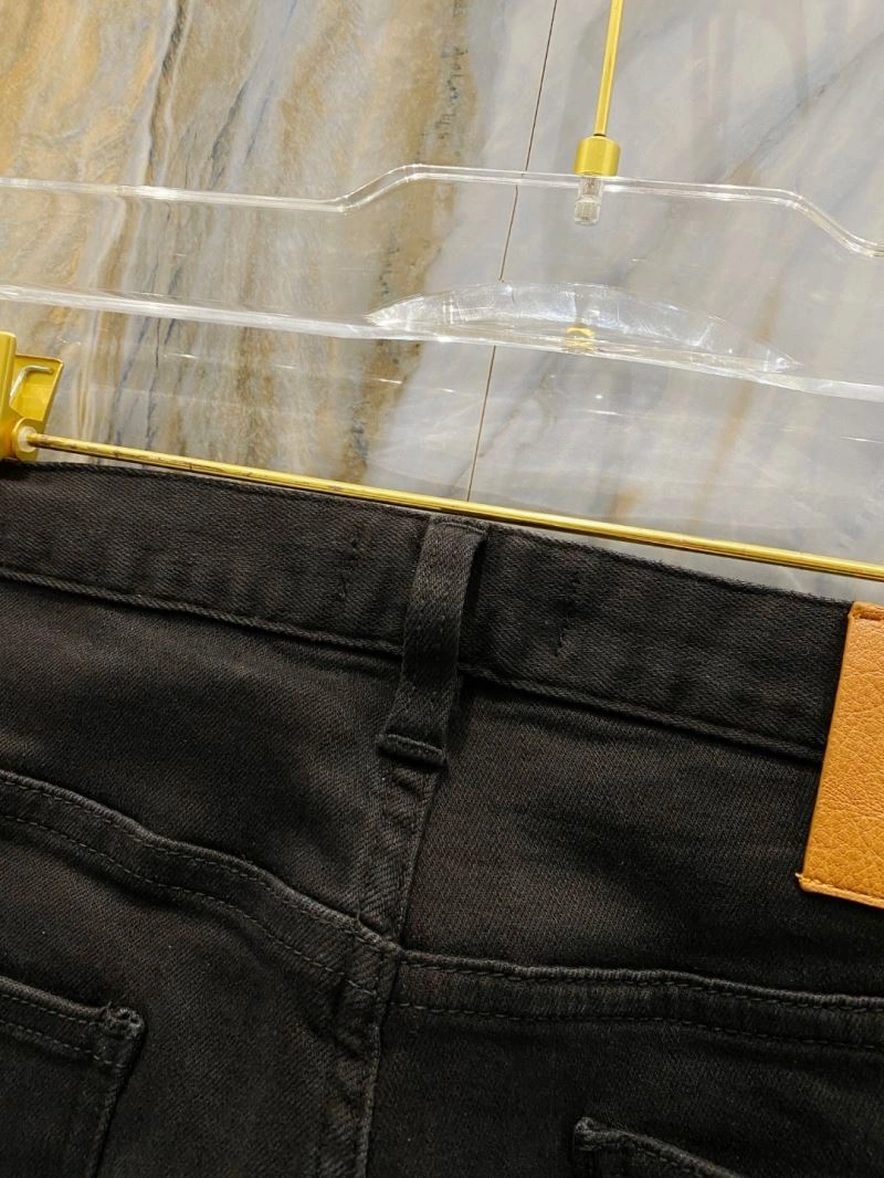 Versatile Fendi Jeans 122179