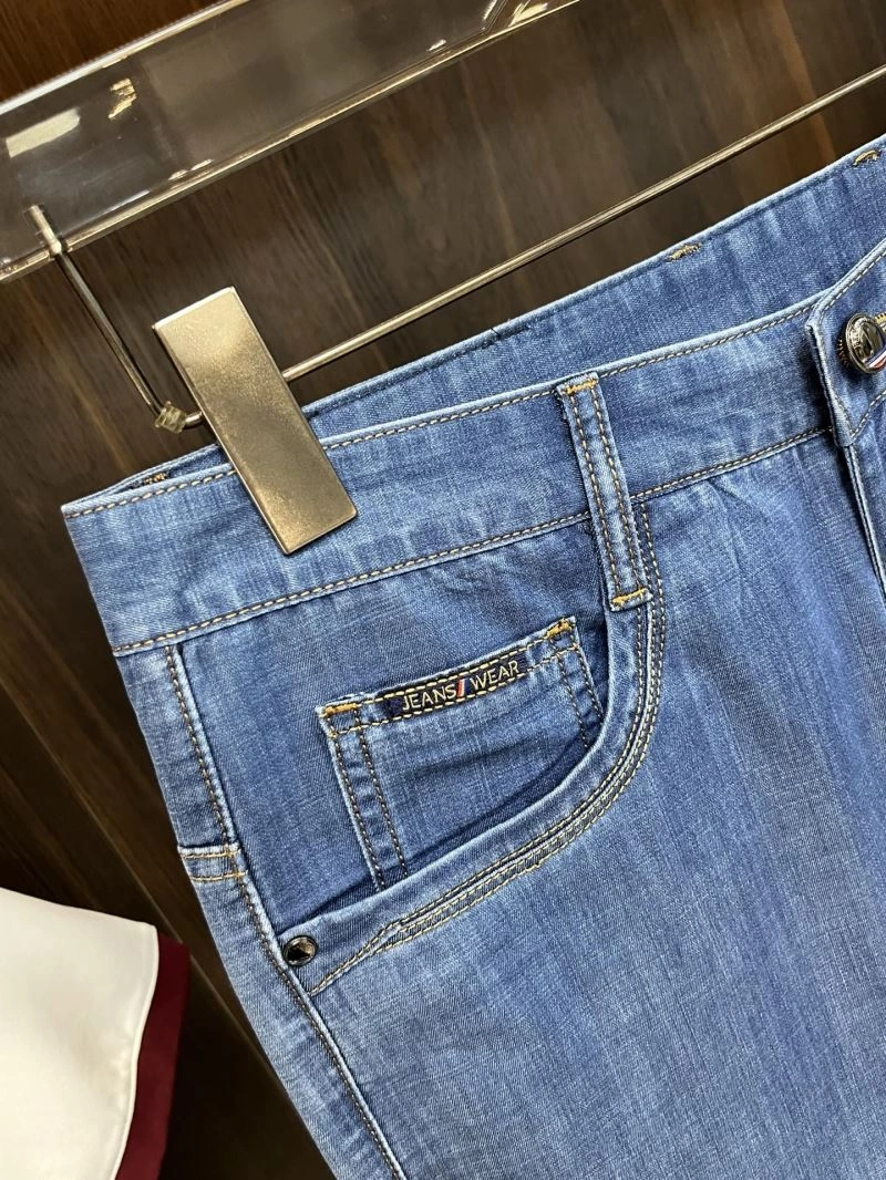 Fendi Jeans Comfortable 122178