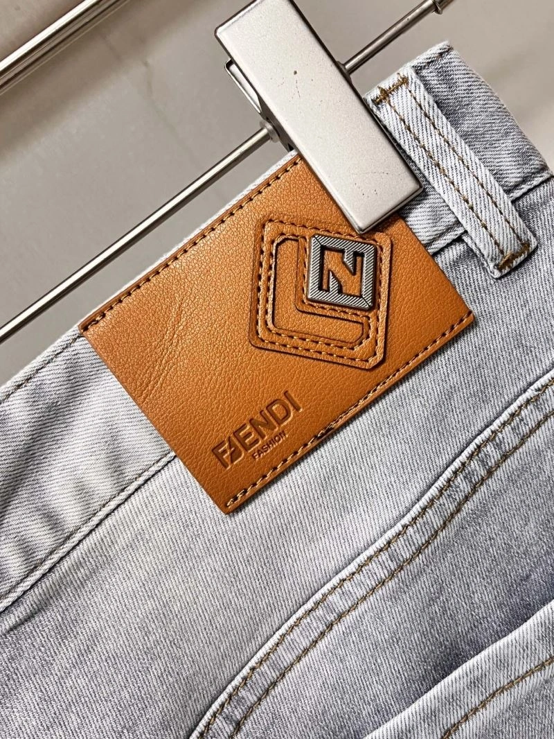 Sleek Fendi Jeans 122164