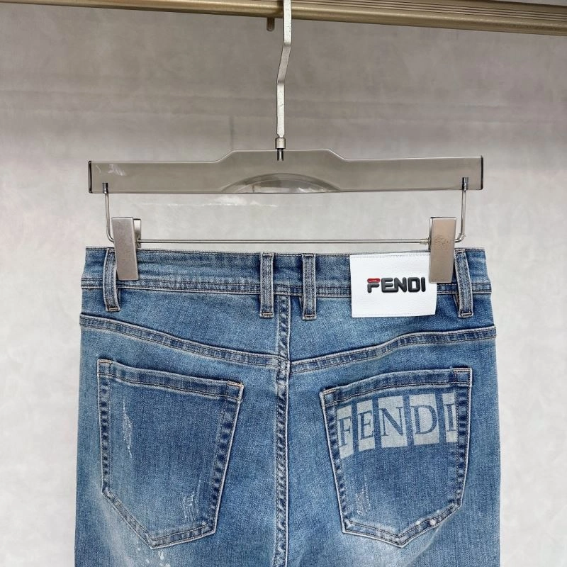 Bold Fendi Jeans 122162
