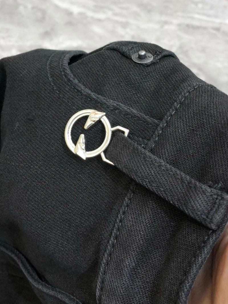 FashionForward Fendi Jeans 121822