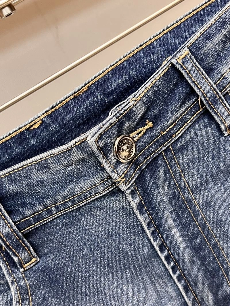 Classic Fendi Jeans 121819