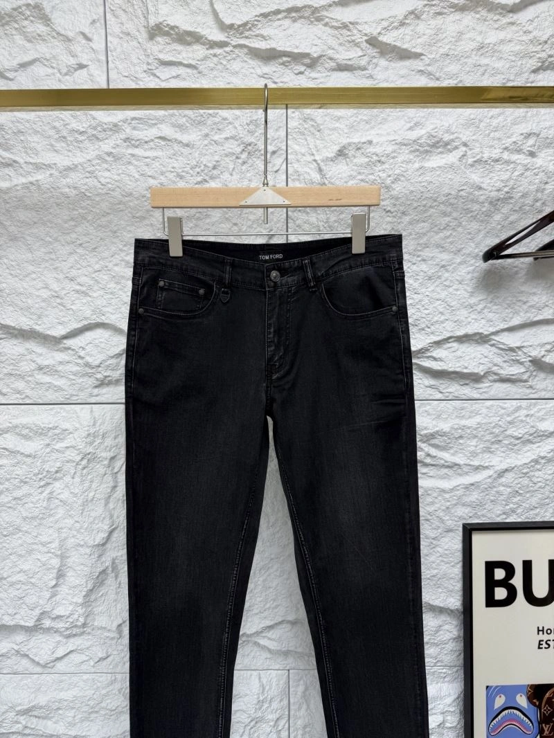 Snug Fendi Jeans 121817